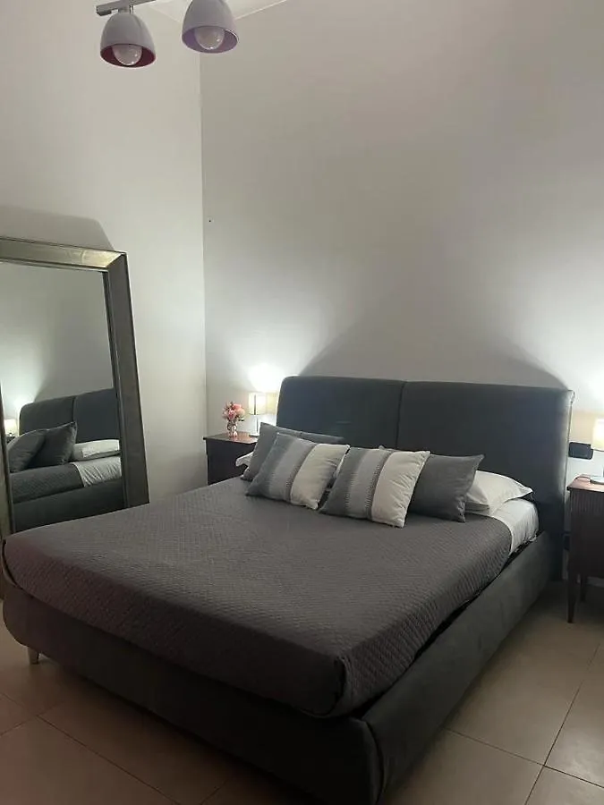 Duomo Family House Apartment Naples Italy
