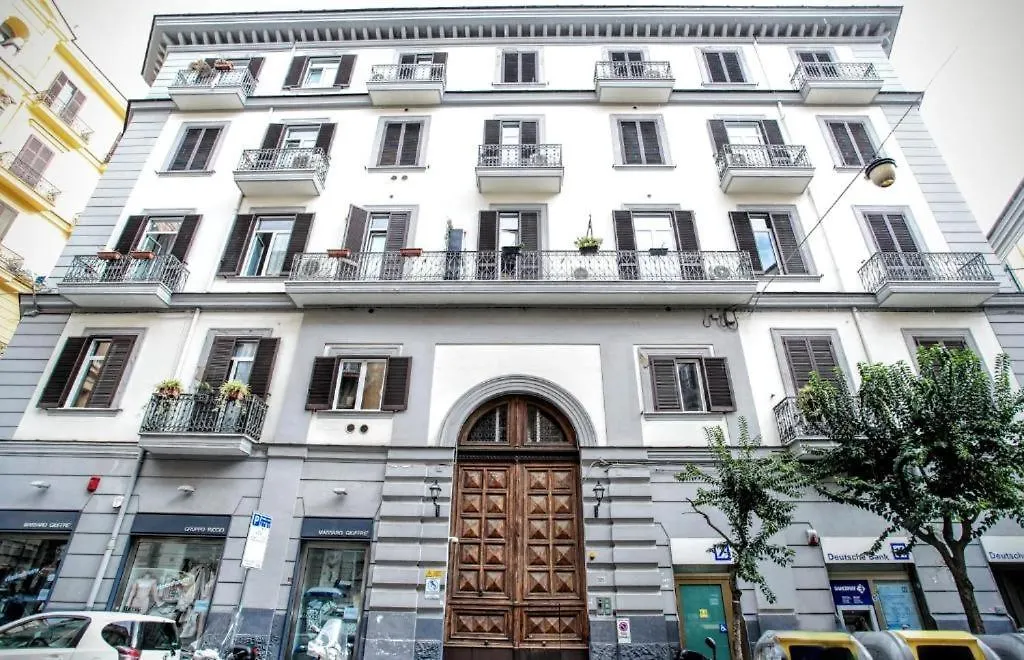 Duomo Family House Apartment Naples